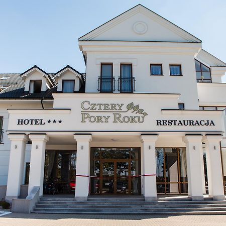 Hotel Cztery Pory Roku Bielsk Podlaski Dış mekan fotoğraf